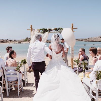 beach wedding ceremony in Crete