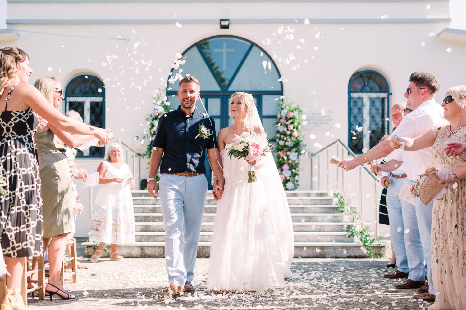 confetti moment at rustic wedding