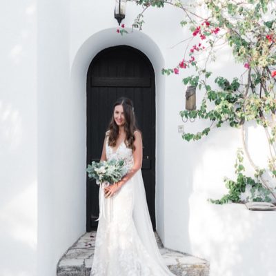 bridal look at winery wedding in Crete